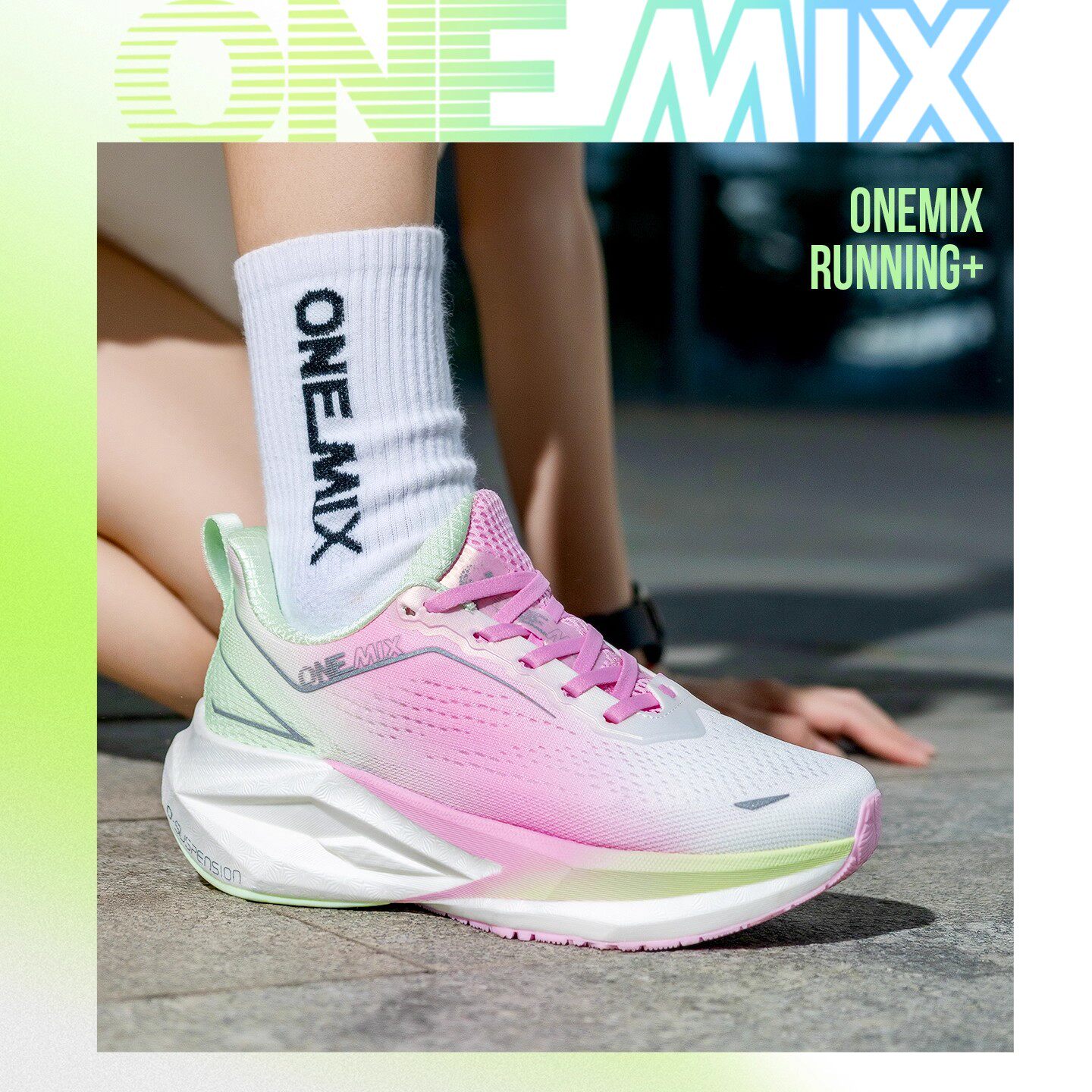 ONEMIX ランニングシューズ男性用超軽量アウトドアアスレ - Reflective Night Running Shoes のレビューと価格