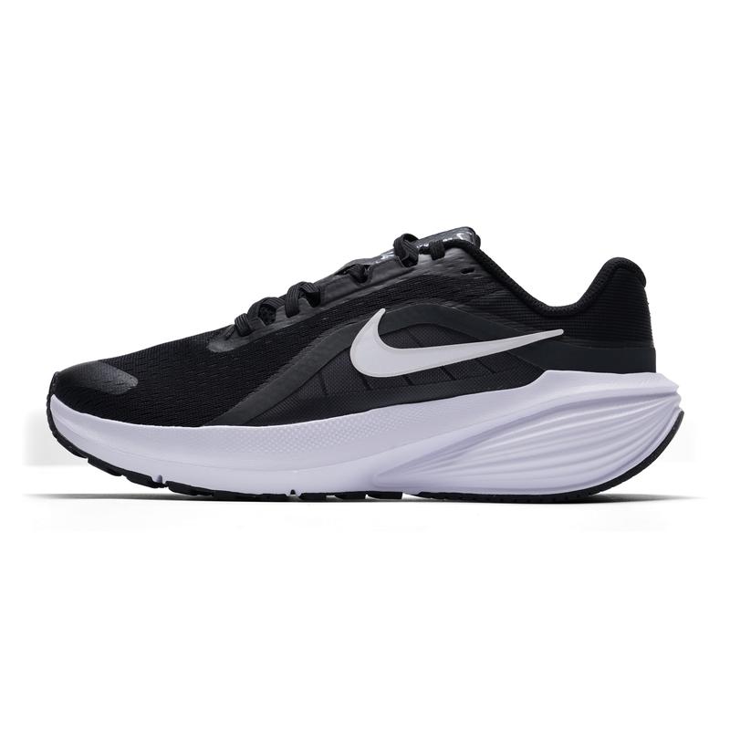 ナイキ メンズシューズ オリジナル 軽量 ロードランニングシ - Lightweight Road Running Shoes のレビューと価格